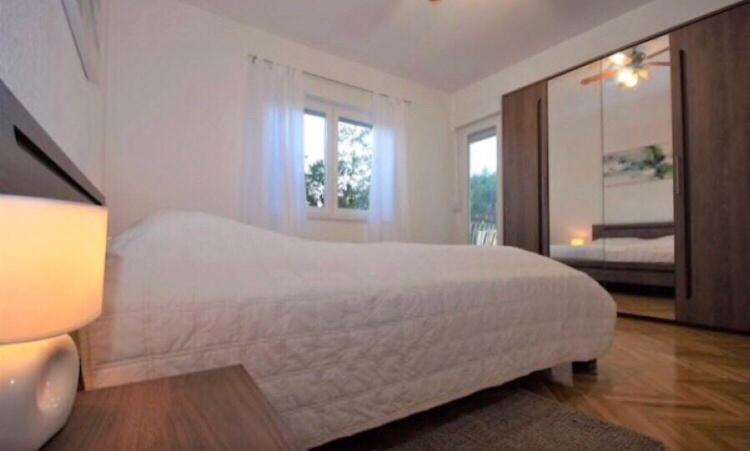 Apartman Deni *