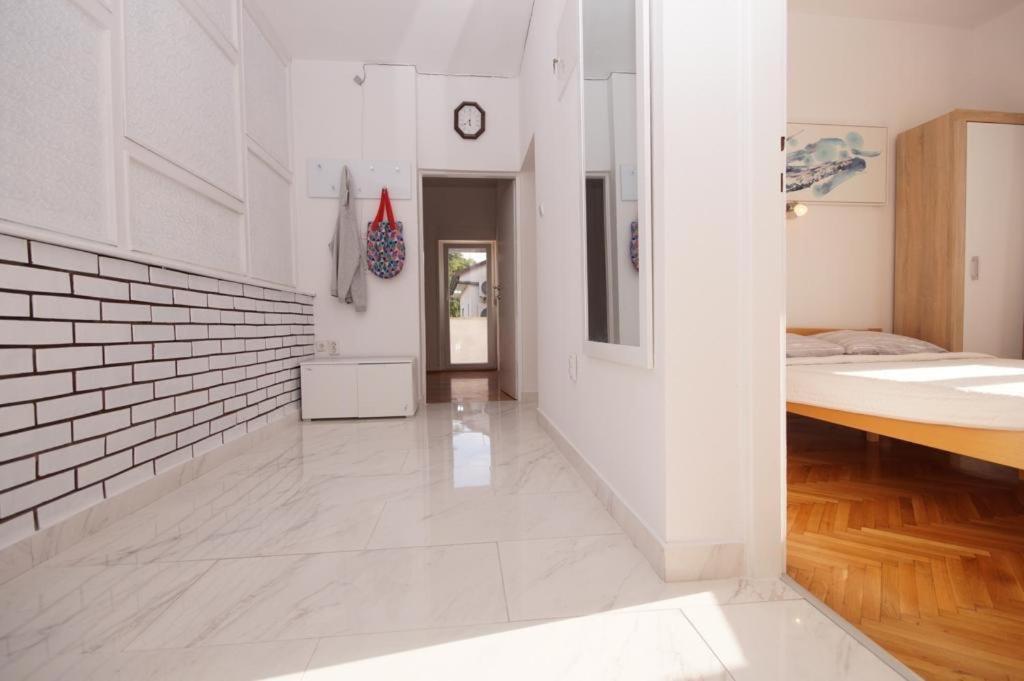 Apartman Deni