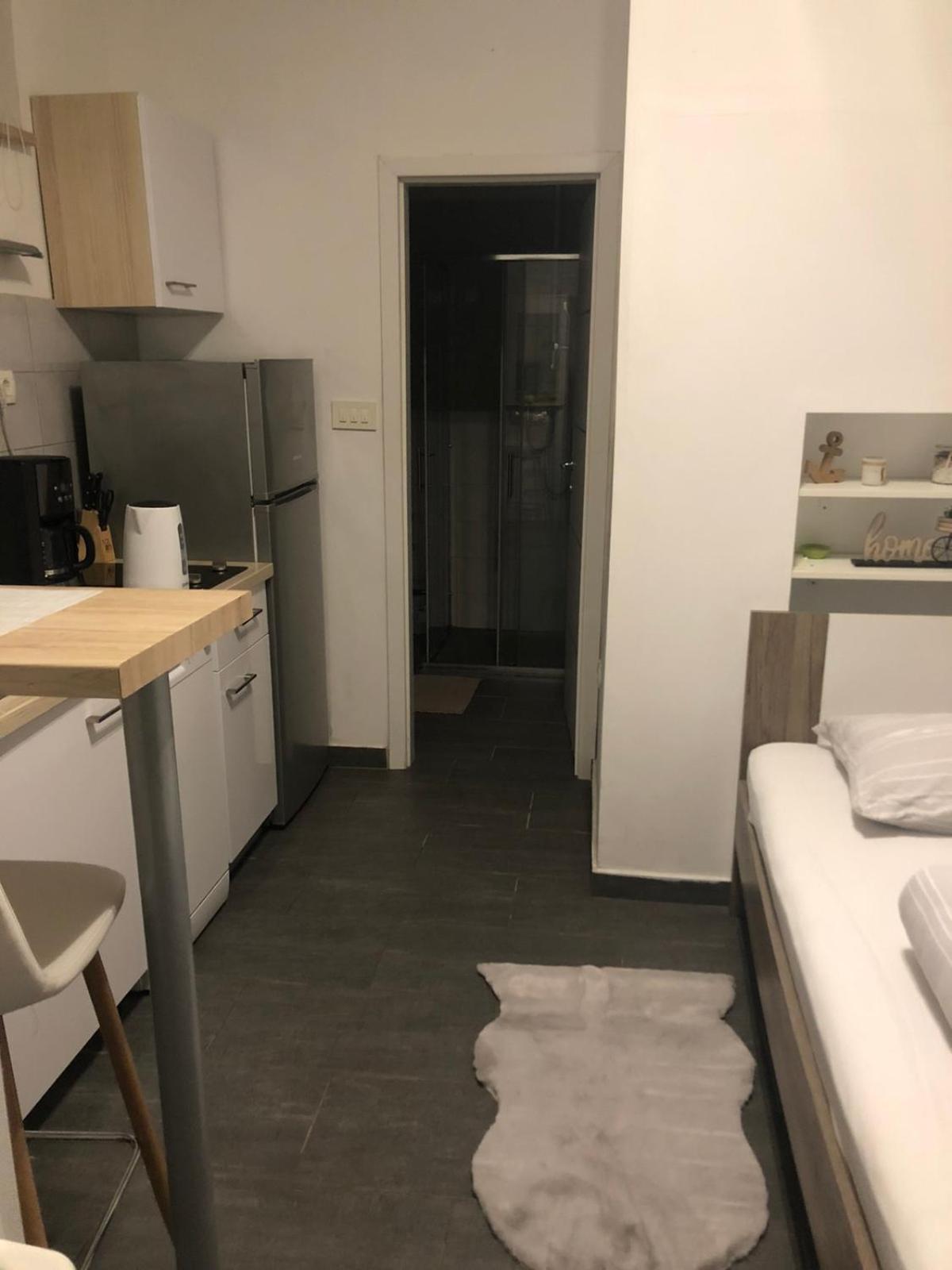Apartman Deni *
